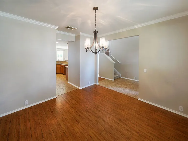 4736 Green Bluff Dr — Photo 20
