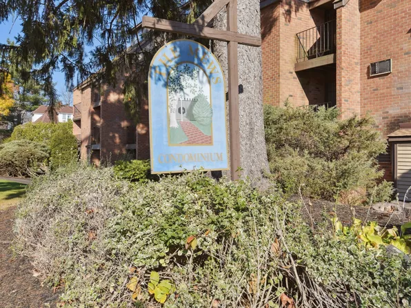 38 North Main Street APT 15, West Hartford, CT 06107
