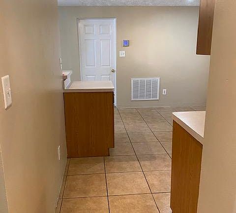 Hall to kitchen
