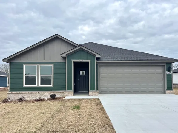 6425 Newark Dr, Alexander, AR 72002