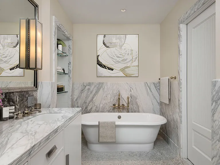 The Residences at Palisades Village — Photo 28