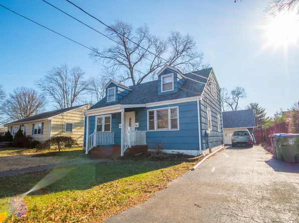 46 Apple St Floor 2, Edison, NJ 08817