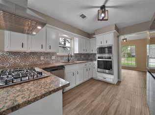 727 Rustyleaf Ln, Houston, TX 77090