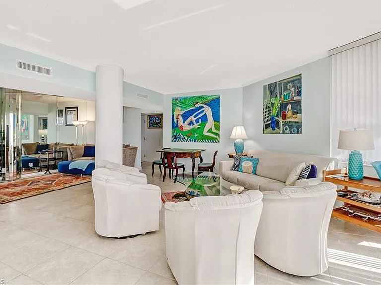 4041 Gulf Shore Blvd N #4 — Photo 7