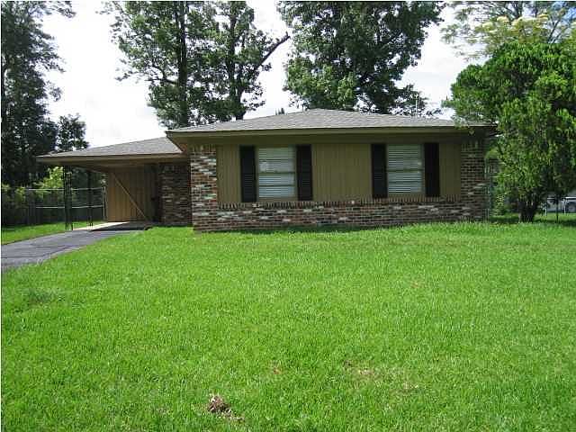 1st image of 2740 Belvedere Cir N