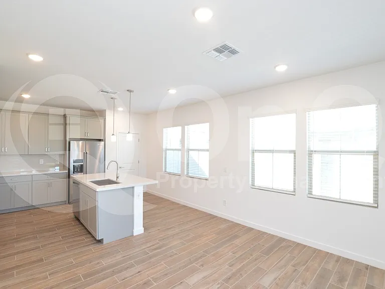 9244 E Sphere Ave — Photo 5