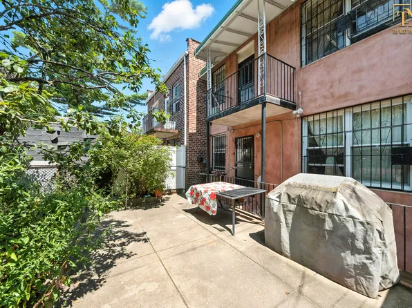 1226 East 51st Street image 22 of 29