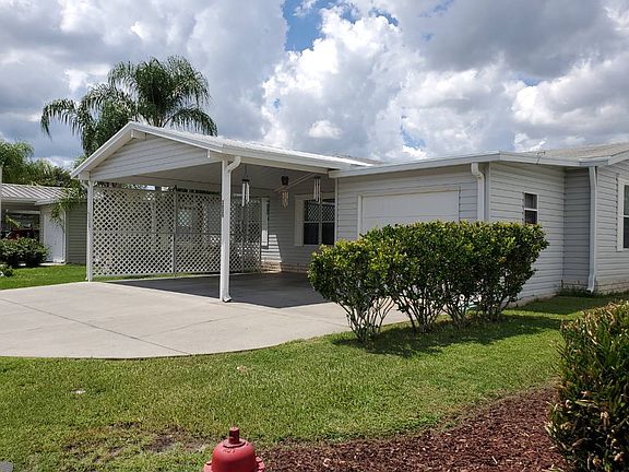 5th image of 3829 Arrowwood Dr