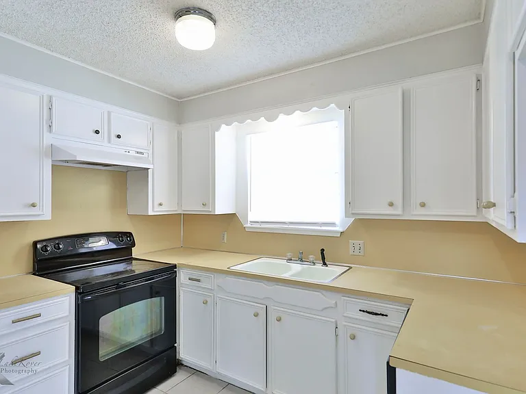 419 Somerset Pl — Photo 11