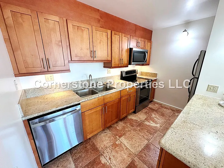 1621 Dole St #903 — Photo 5