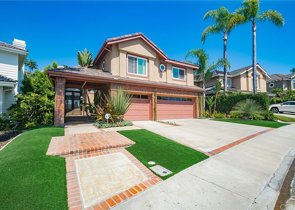 2nd image of 6 Larkfield Ln