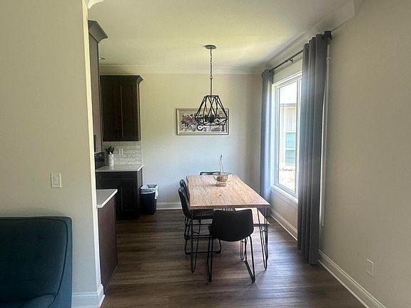 4th image of 148 Tsuhdatsi Way