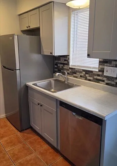 2290 S Palm Canyon Dr #114 — Photo 8