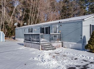 140 Sparrow Dr, Augusta, ME 04330