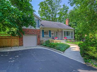 976 Filmandale Rd, Burlington, ON L7T2Z4