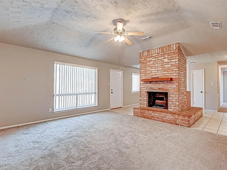 24130 Silversmith Ln — Photo 9