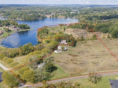 4674 S Main St, Akron, OH, 44319