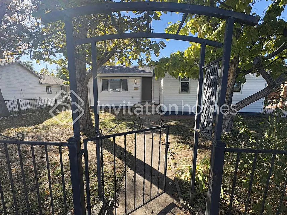 285 N 10th Ave