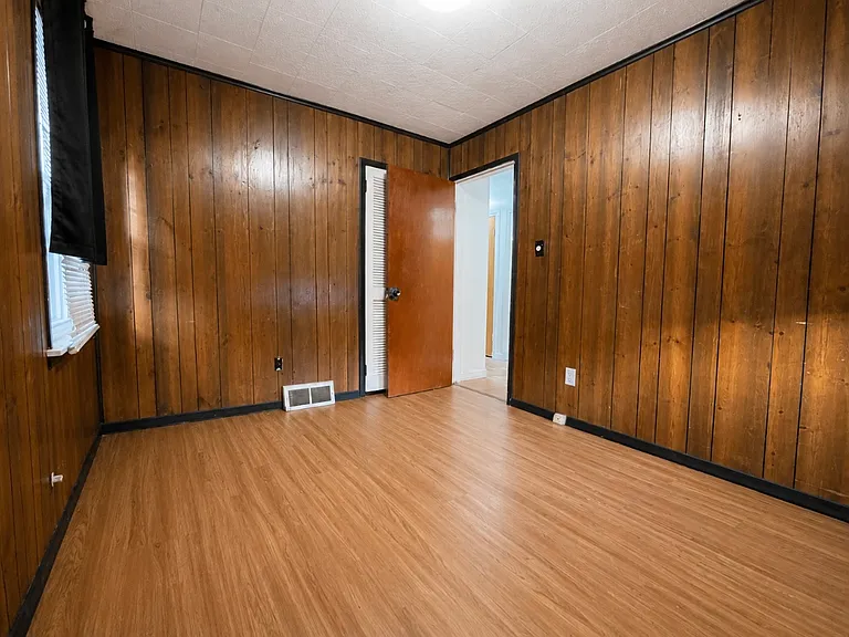 9297 Hartwell St — Photo 22