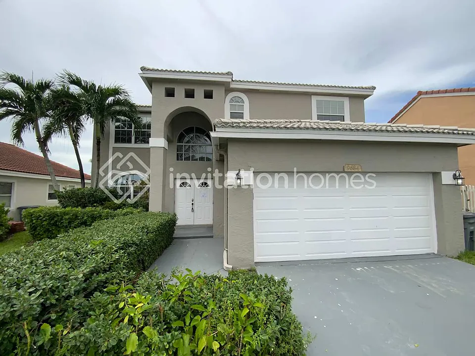 9684 Tavernier Dr