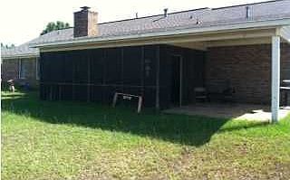 5th image of 7212 Sandhurst Ave