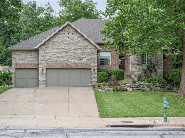 4289 E Woodland Street #E, Springfield, MO 65809