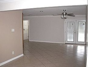 2nd image of 4820 Camelot Dr