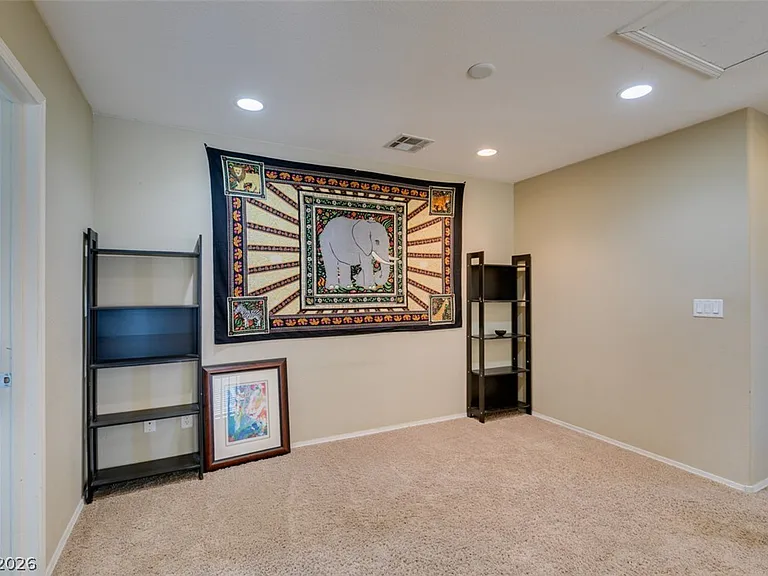 2619 Begonia Valley Ave — Photo 32