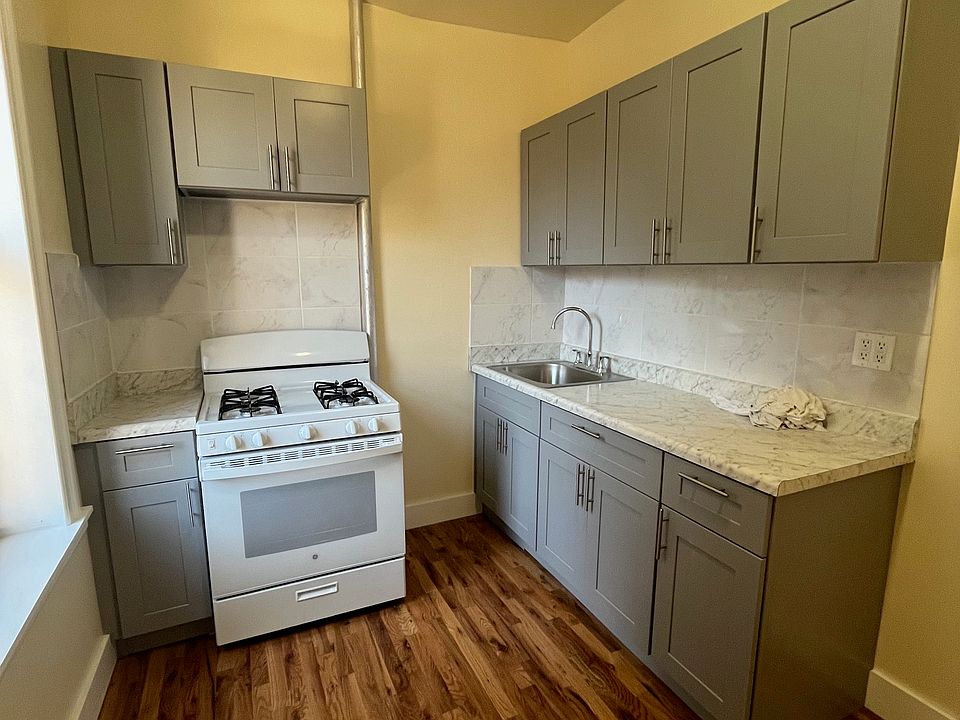 1st image of 41 Clarkson Ave #3C