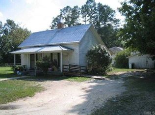 305 W Harnett St, Benson, NC 27504