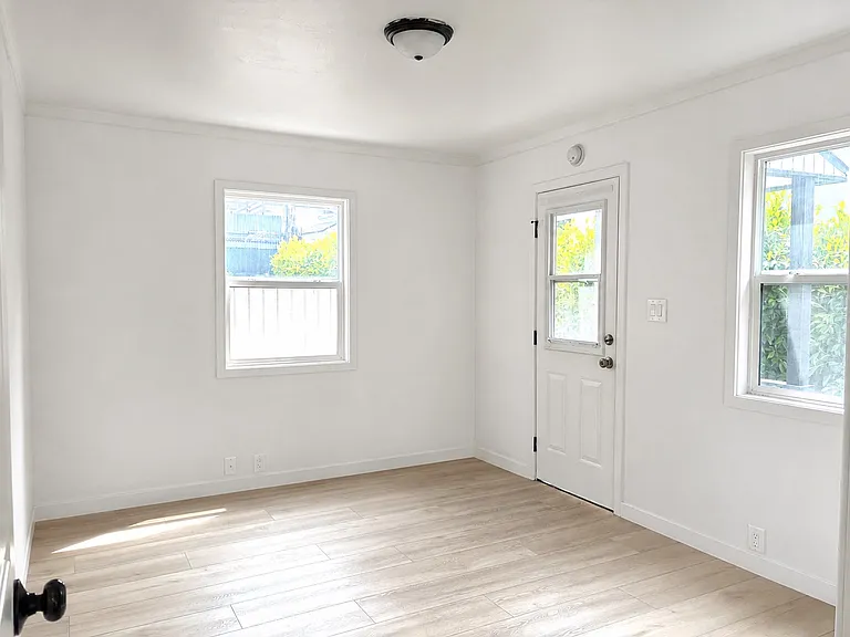 7539 Valaho Dr — Photo 6