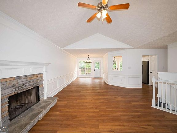 4th image of 6532 Sundial Ave