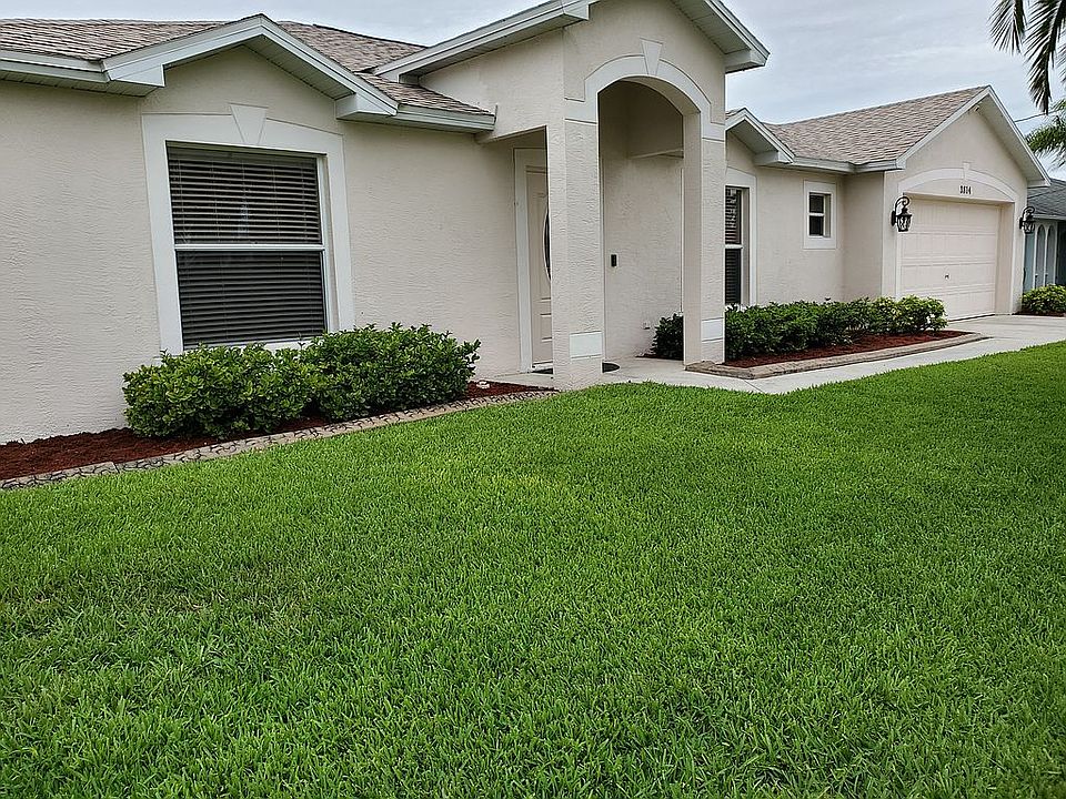 2nd image of 3814 SE 12th Pl