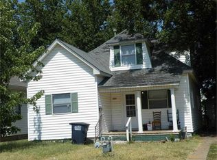 1208 W Maple Ave, Enid, OK 73703