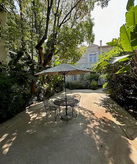1257 N Flores Ave #H1 — Photo 8