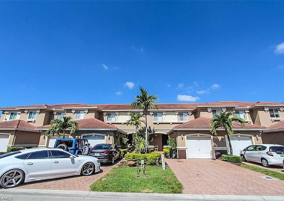1st image of 9604 Roundstone Cir