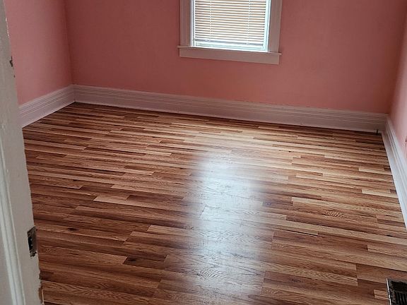 5th image of 9 Stoddard Ave #1
