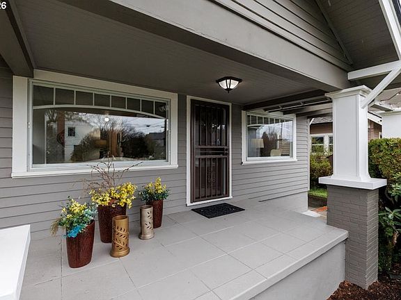 5th image of 2945 NE 68th Ave