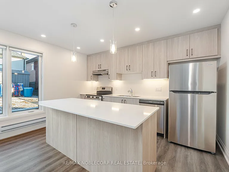 16 Little Blvd #G — Photo 12