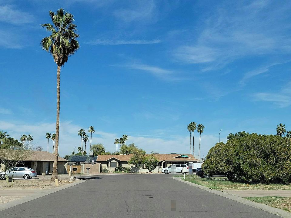 2nd image of 1501 N La Mora Dr