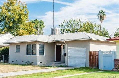 2nd image of 1395 Oakhurst Dr