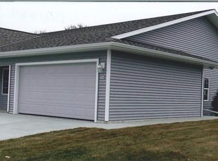 545 Novak St, Hartford, WI 53027