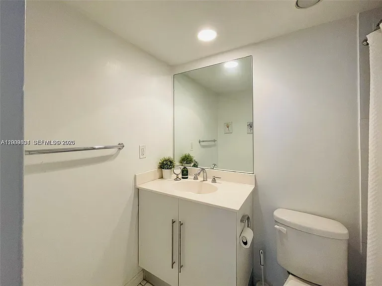 3001 S Ocean Dr #101 — Photo 8