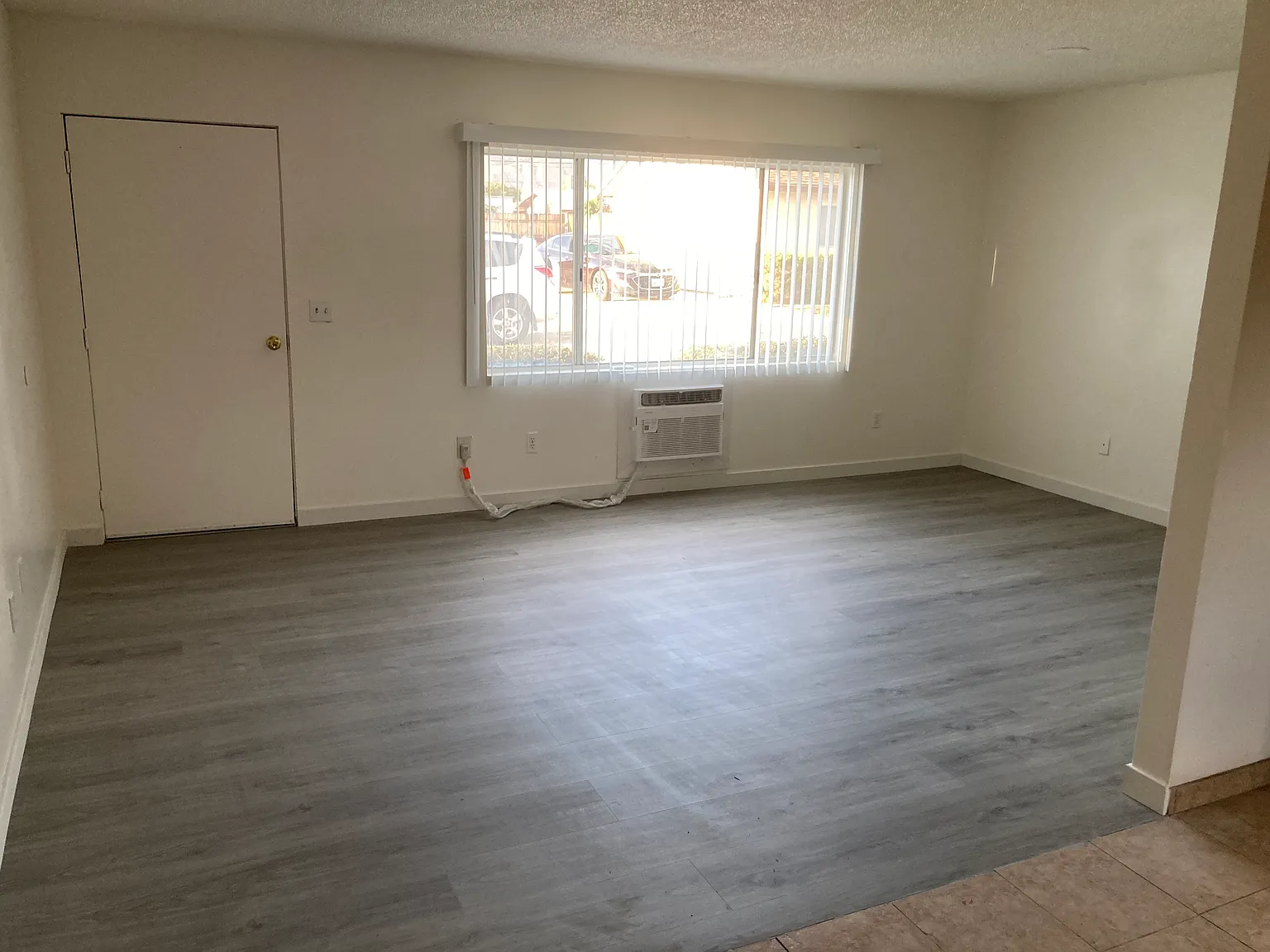 2 bed, 900 sqft, $1,950 — Photo 4