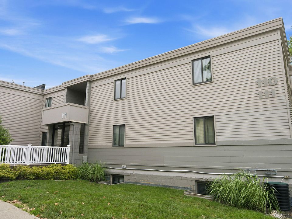 1st image of 111 Winding Way Unit D