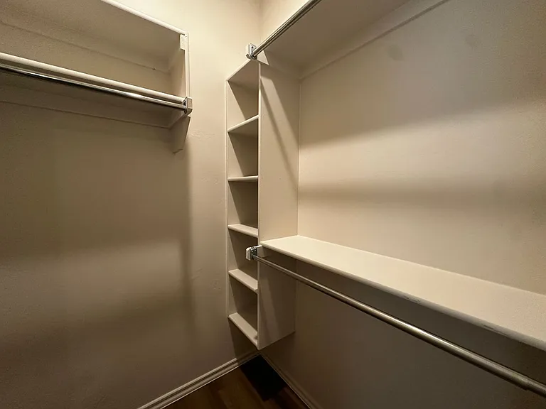 3715 Franks Way — Photo 13