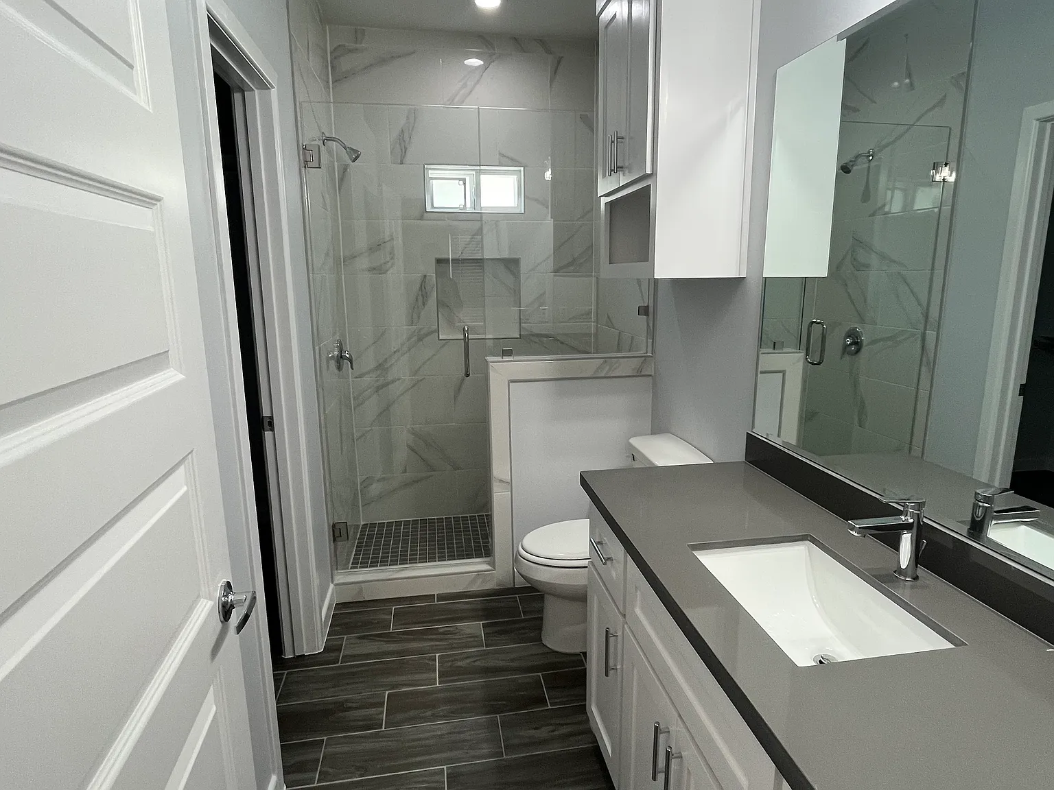 2 bed, 940 sqft, $1,350 — Photo 4