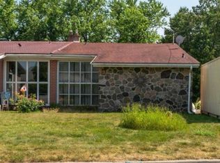 9 Dunham Cres, Aurora, ON L4G 2V3