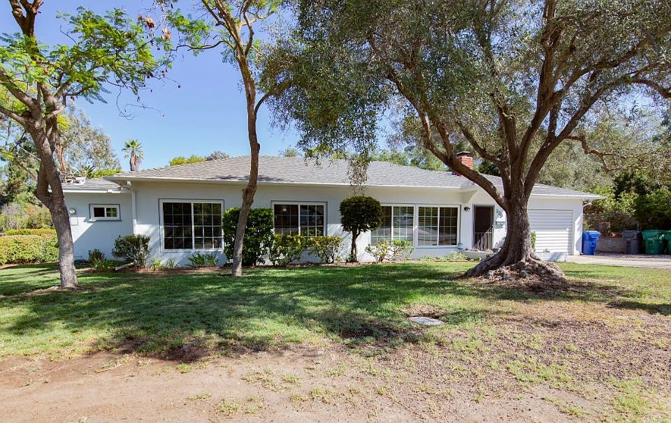 1st image of 325 N Westwind Dr