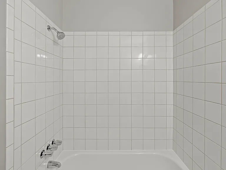 816 Asylum St #4 — Photo 13
